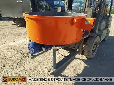 В город Великие Луки Псковской области отгружены два бетоносмесителя EUROMIX 600.300М.