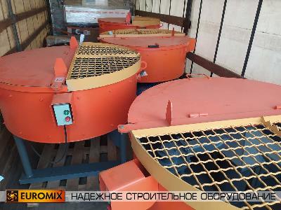 Силами и средствами транспортной компании отгрузили бетоносмесители серии EUROMIX в следующие города: Симферополь (EUROMIX 610.300М ЗА), Москва (600.300М), Казань (600.300М).
